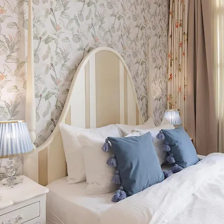 Gatto Perso Luxury Studio Apartments